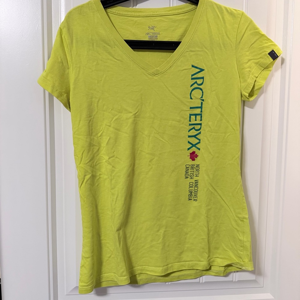 Arcteryx tshirt size medium